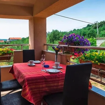 Apartman Gordana - Cdn02100e-syb *